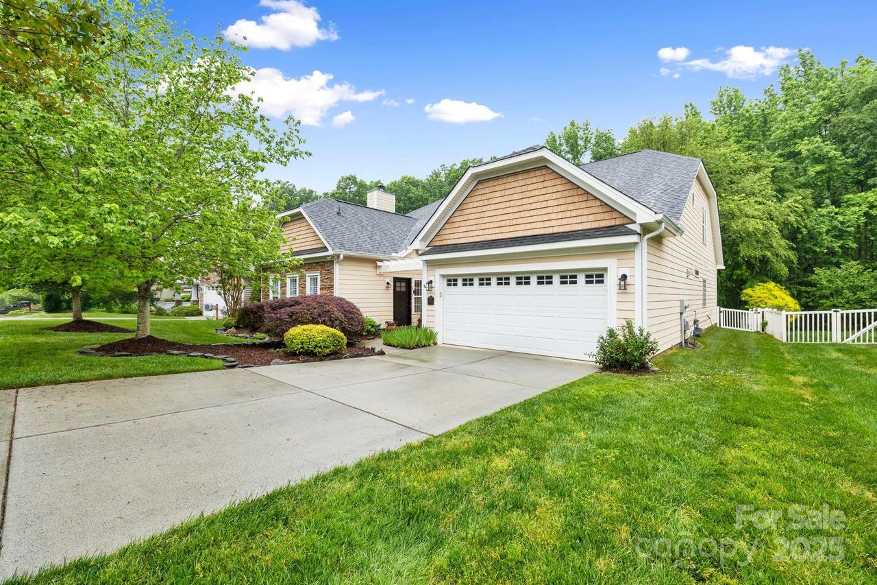 1244 Saint Johns Ave., Matthews, NC 28104