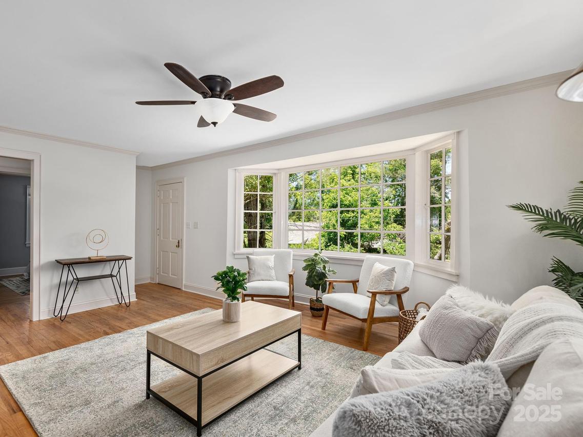 21 Clairmont Ave., Asheville, NC 28804