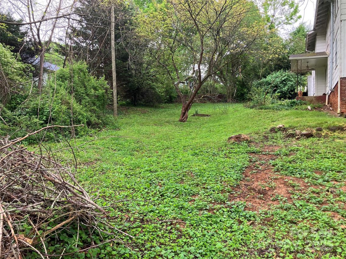 65 Wanoca Ave., Asheville, NC 28803