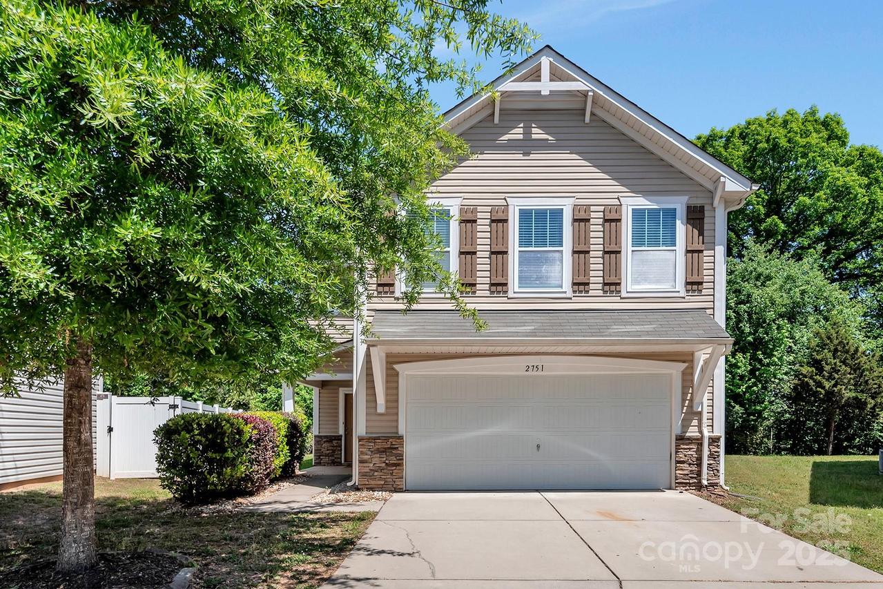 2751 Bramble Ridge Ct., Charlotte, NC 28215