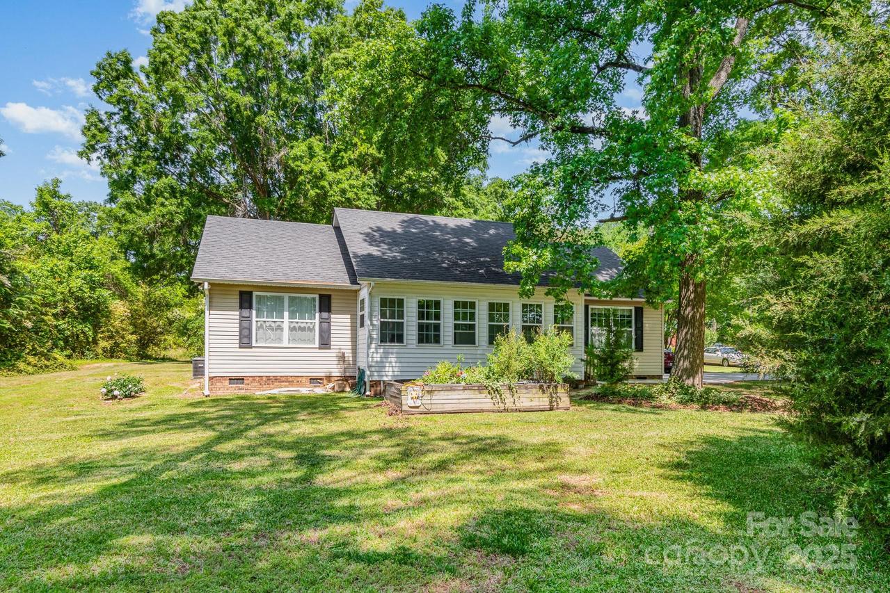 814 Independence Dr., Wingate, NC 28174