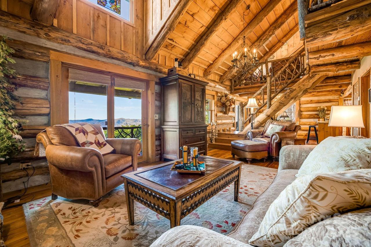 1873 El Miner Dr., Mars Hill, NC 28754