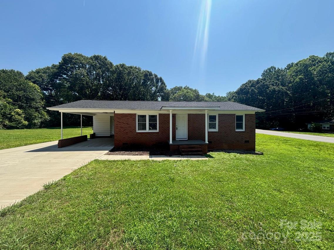907 Mcgowan Rd., Shelby, NC 28150