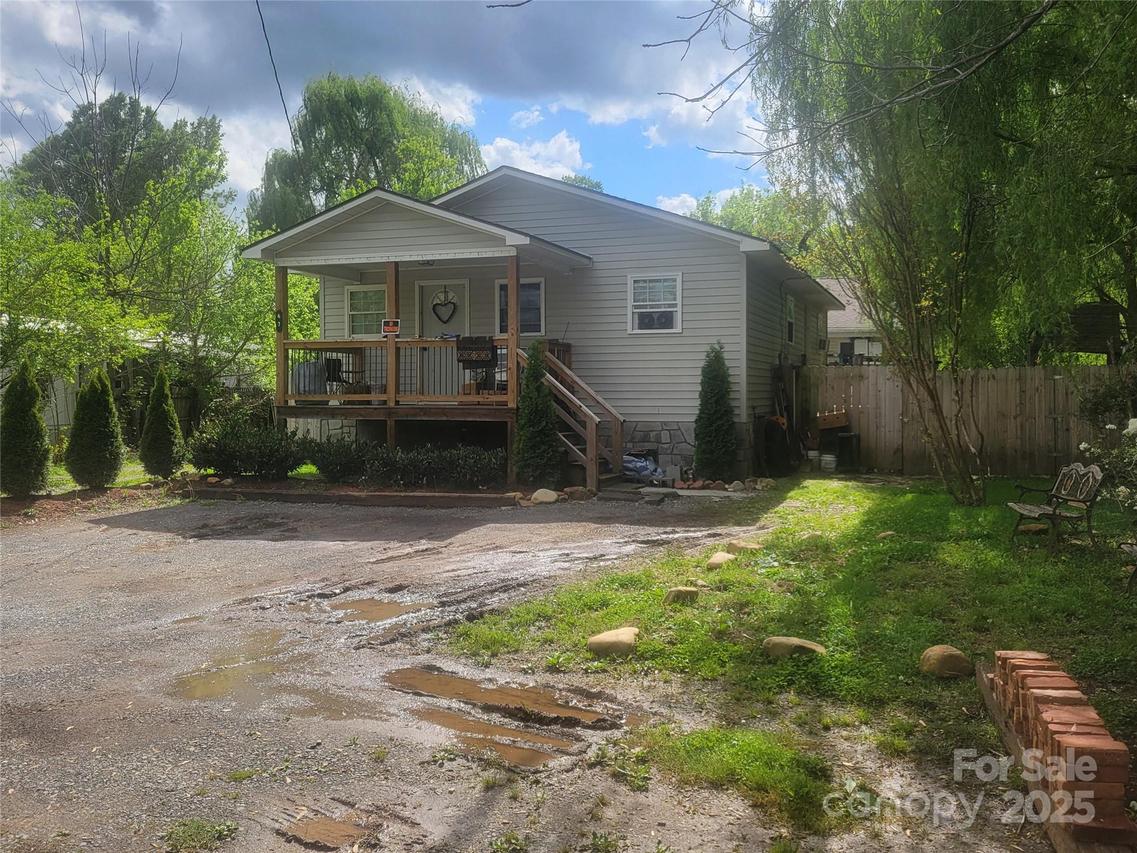 67 First St., Waynesville, NC 28786