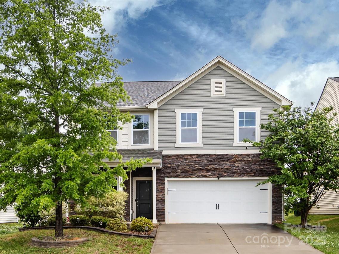 1523 Loropetalum Rd., Charlotte, NC 28215