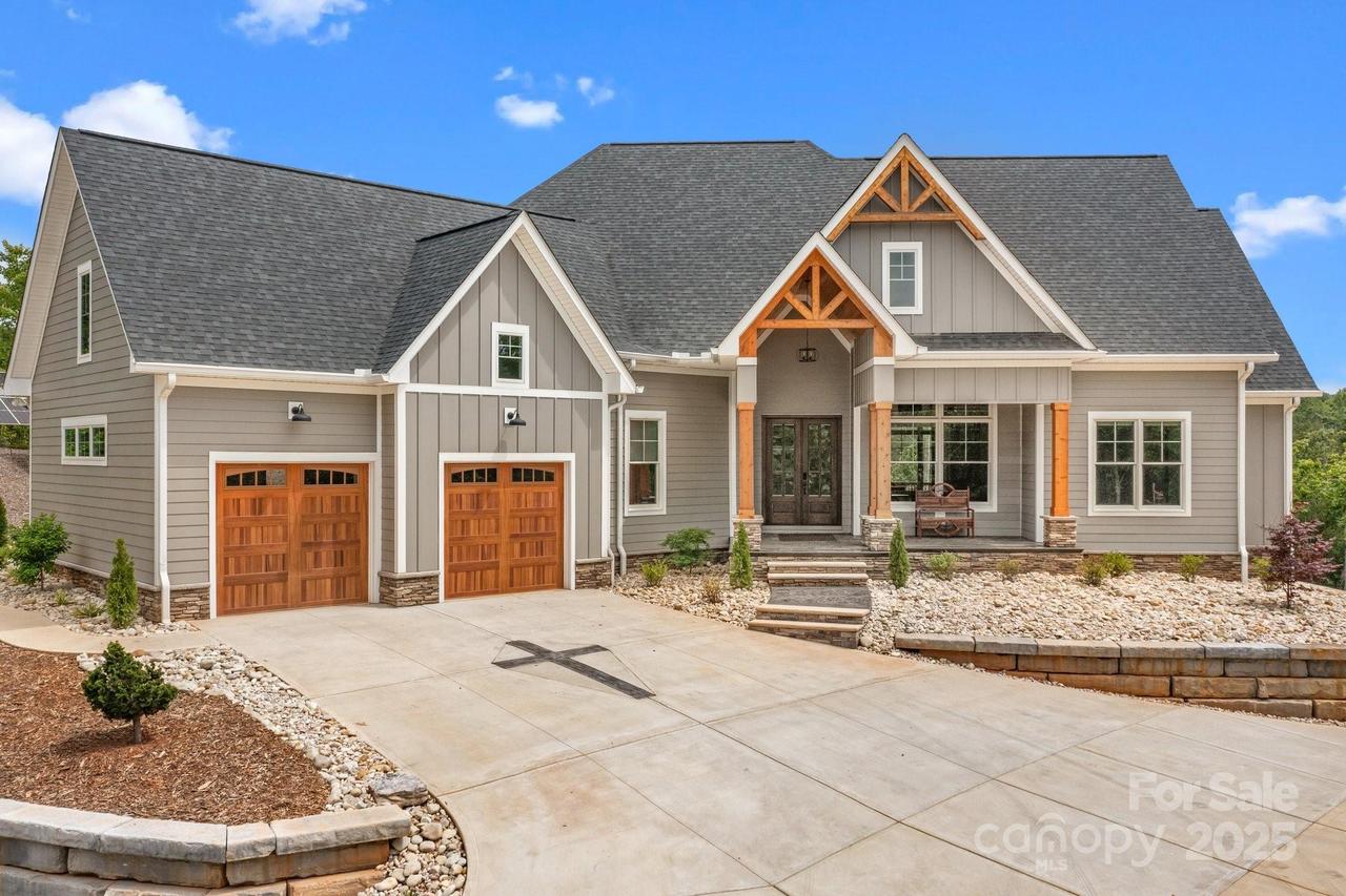 5360 Low Country Rd., Lenoir, NC 28645