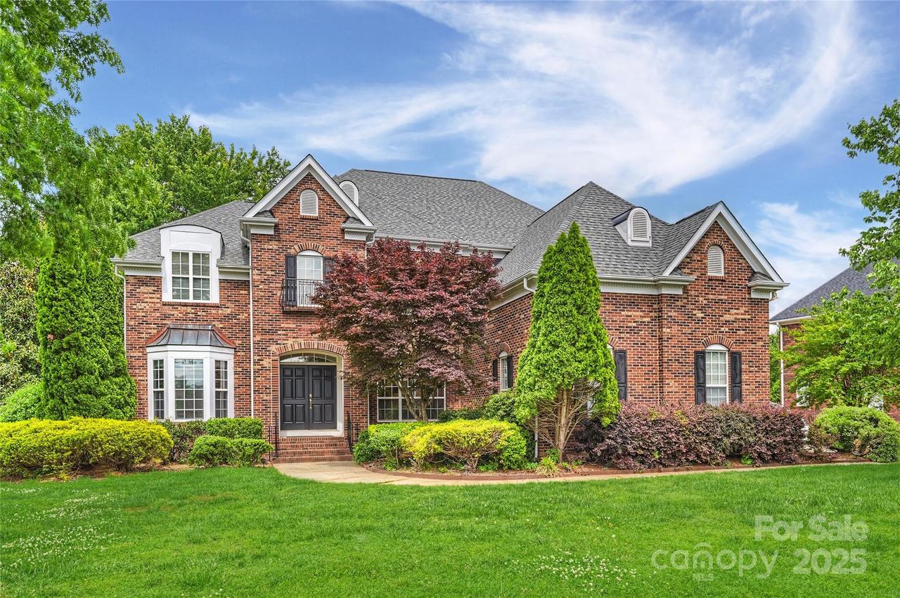 5940 Four Wood Dr., Matthews, NC 28104