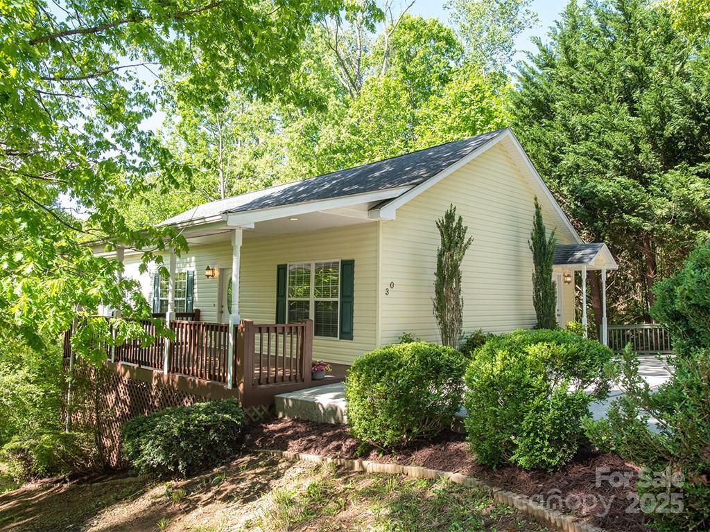 30 Forest Ridge Dr. #4, Asheville, NC 28806