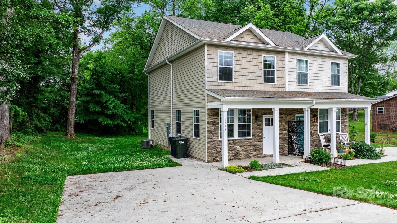 1735 15th Street Pl., Hickory, NC 28601