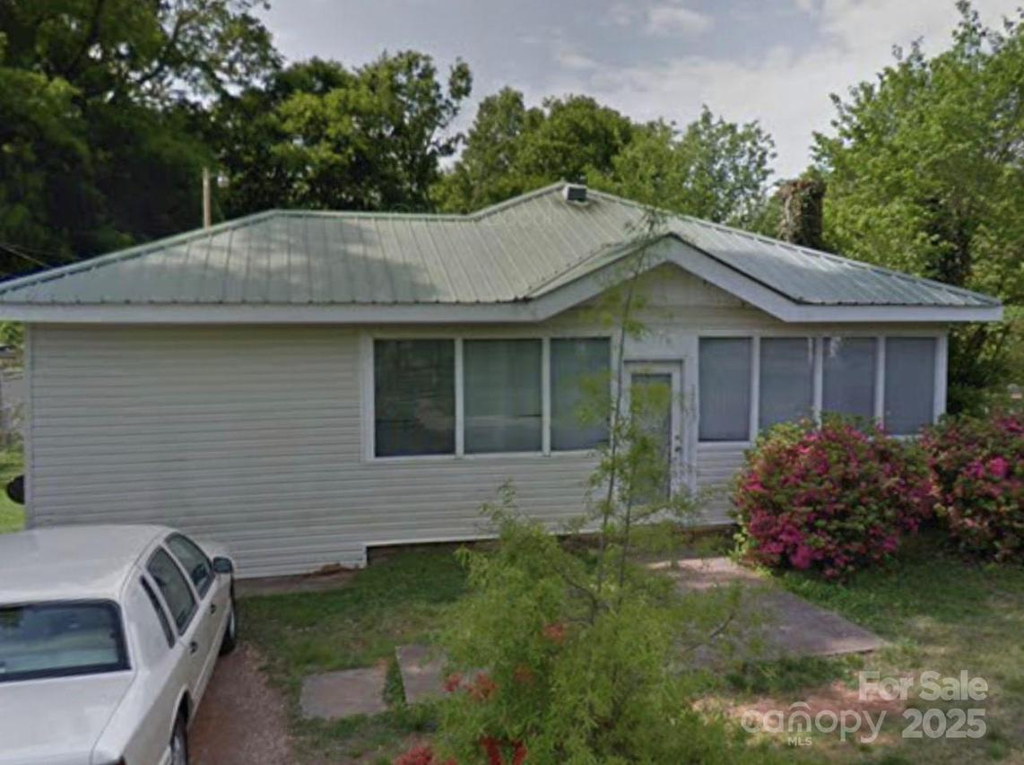 1703 Lowder St., Albemarle, NC 28001