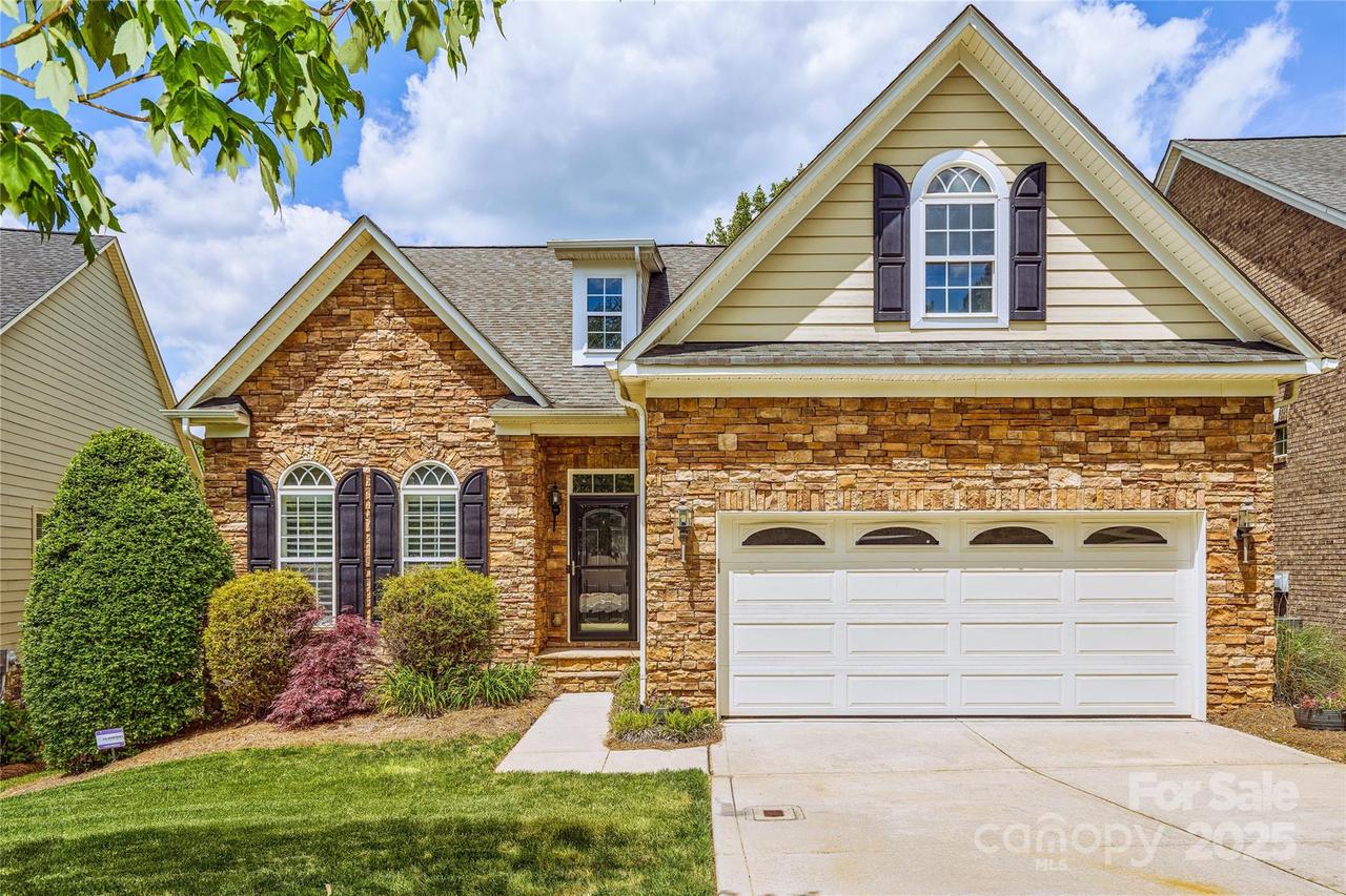 1365 Winged Foot Dr., Denver, NC 28037