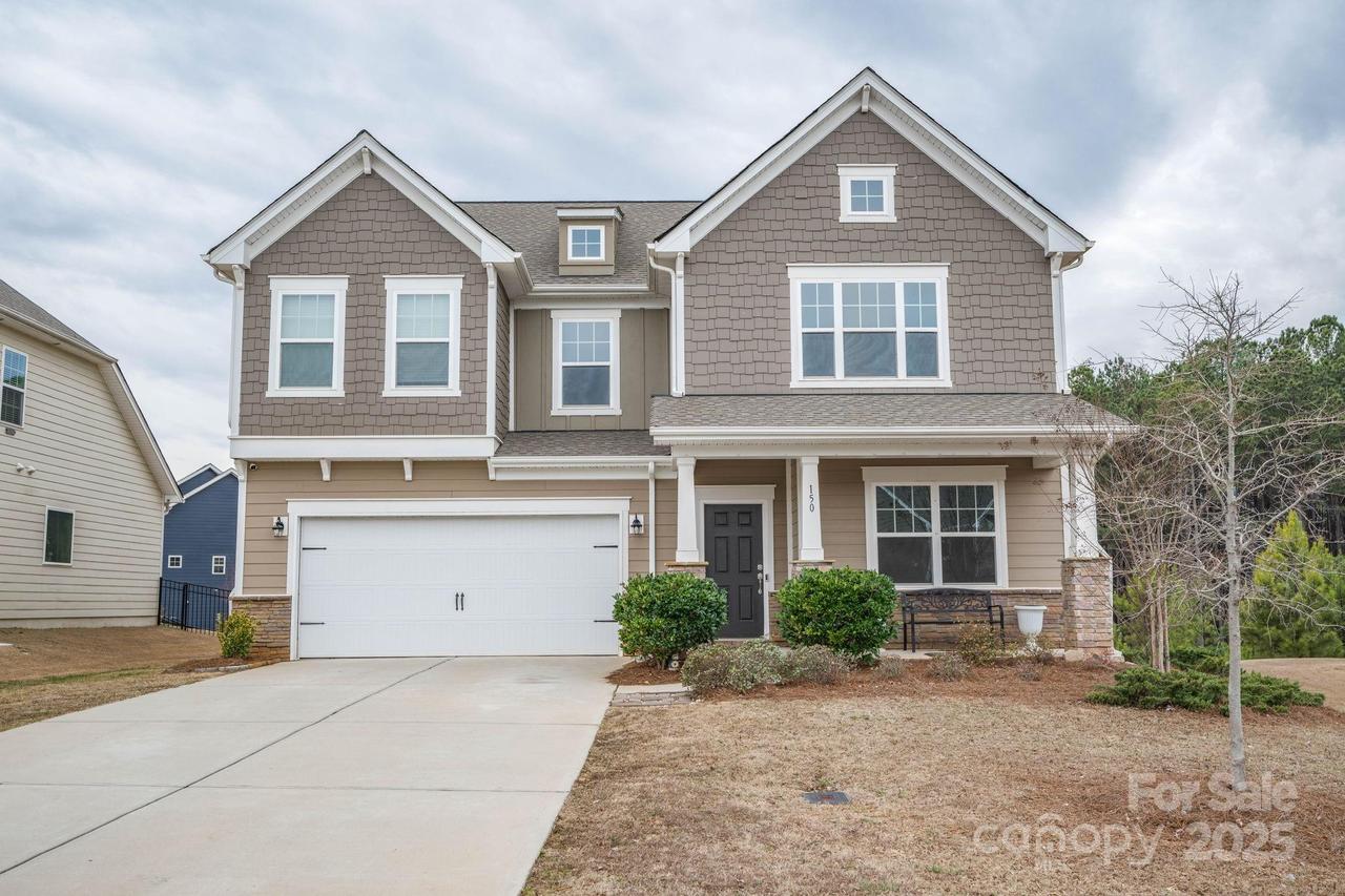 150 Falls Cove Dr., Troutman, NC 28166