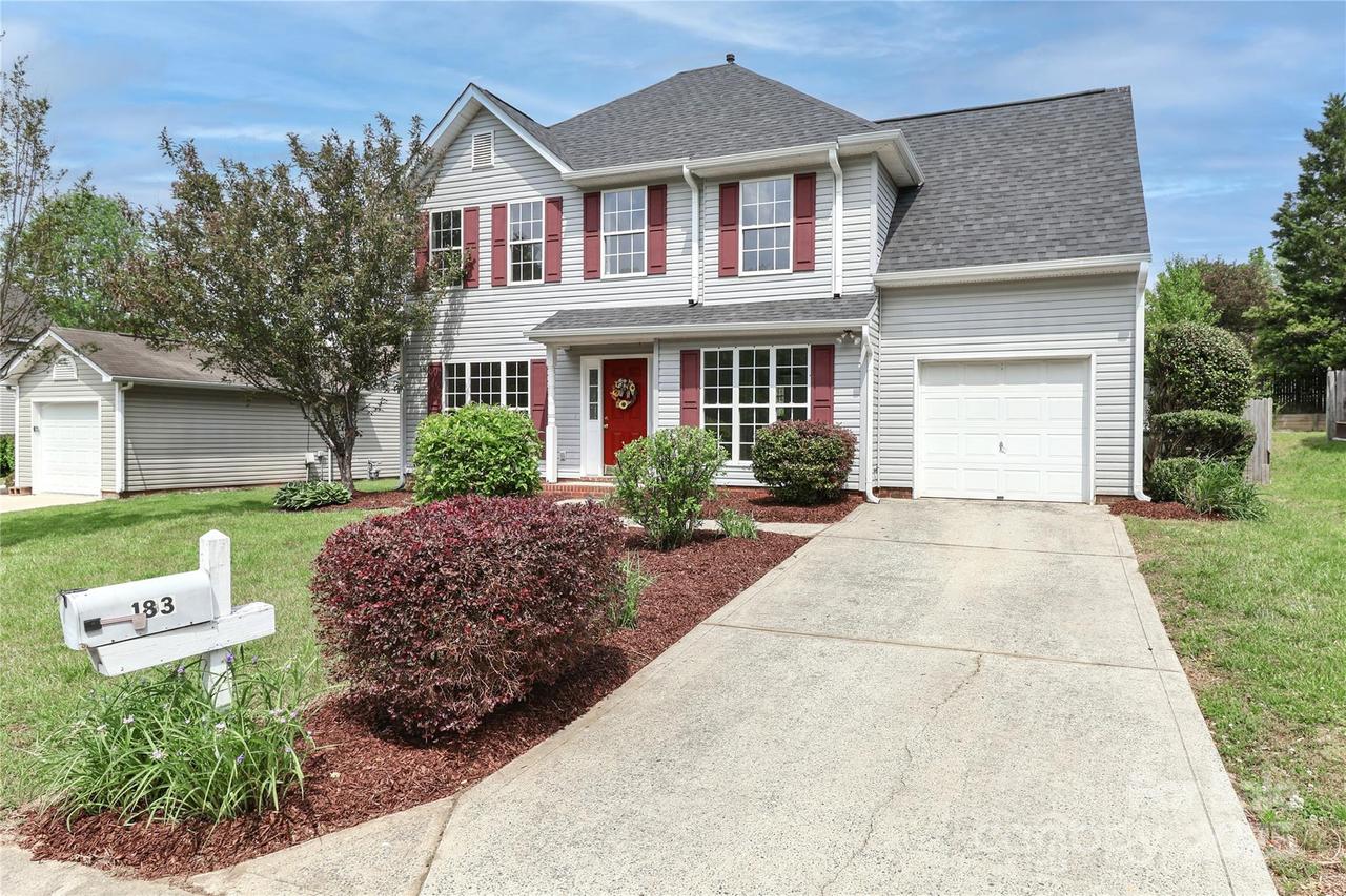 183 Bellelaine Dr., Mooresville, NC 28115