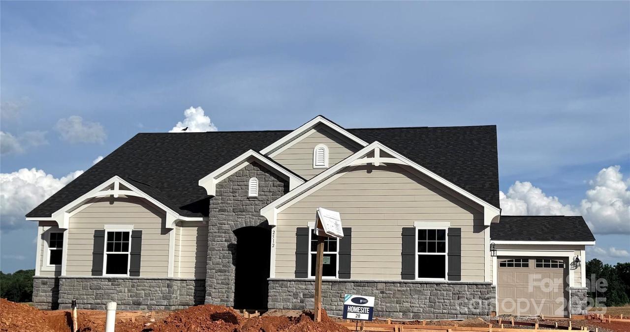 2512 Mabel Ln., Monroe, NC 28110