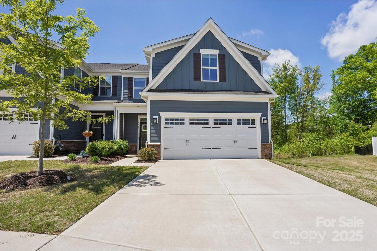 6295 Ashton Park Dr., Denver, NC 28037