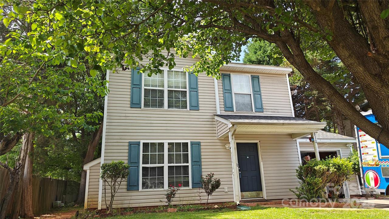 8524 Stoneman Pl., Charlotte, NC 28217