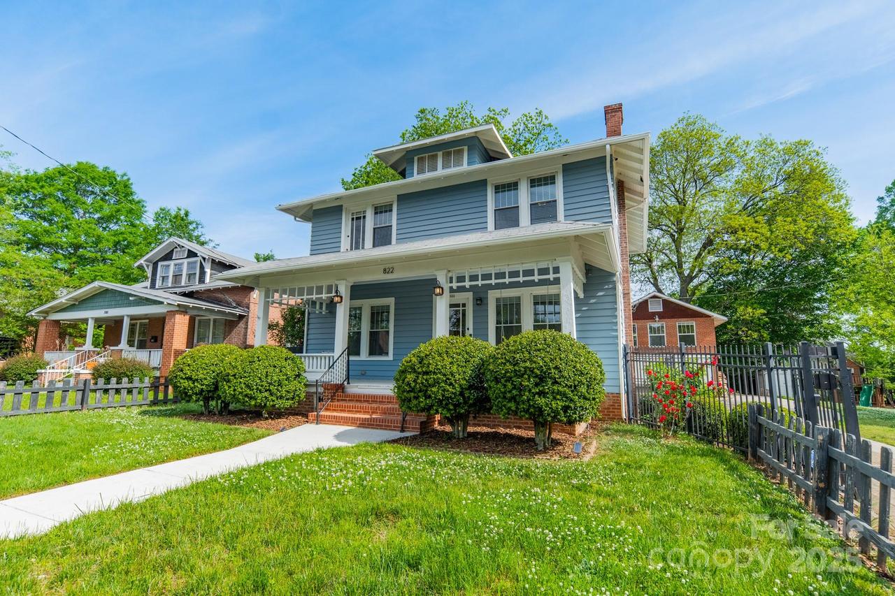 822 W Front St., Statesville, NC 28677