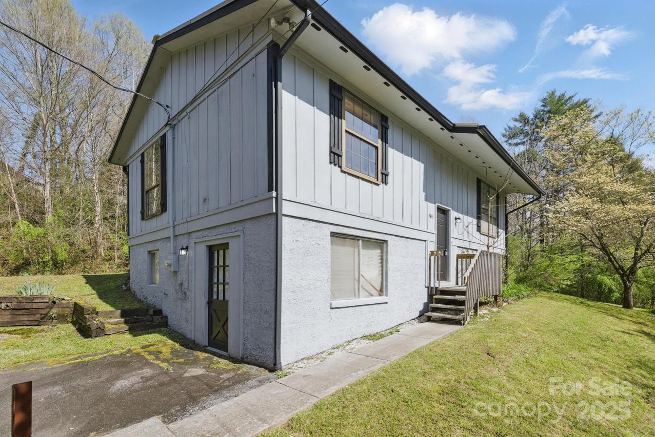 1815 Probart St., Brevard, NC 28712