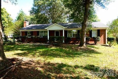 8205 Meadowind Cir., Charlotte, NC 28226