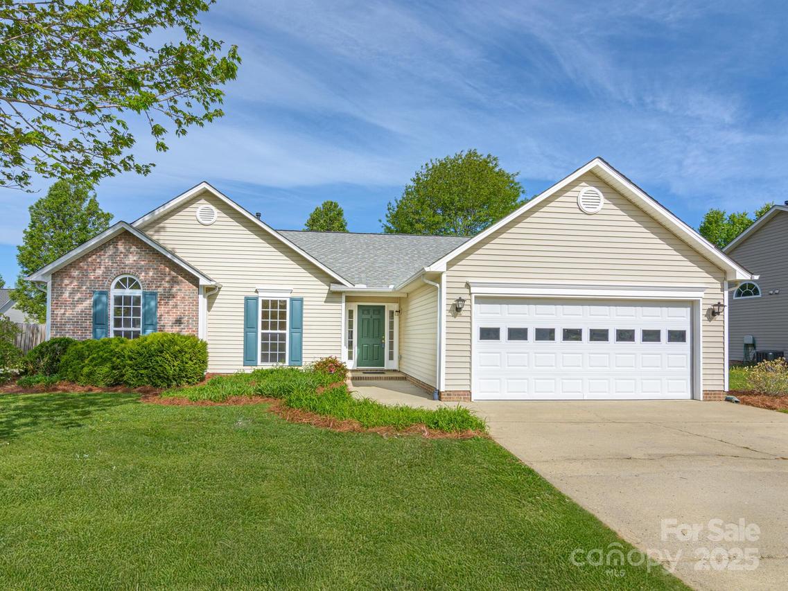 143 Running Briar Rd., Fletcher, NC 28732