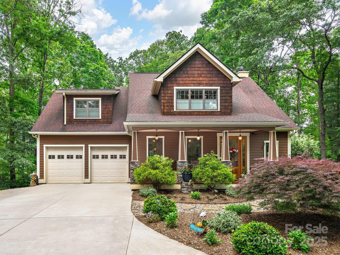 15 Bonnies Ln., Asheville, NC 28803