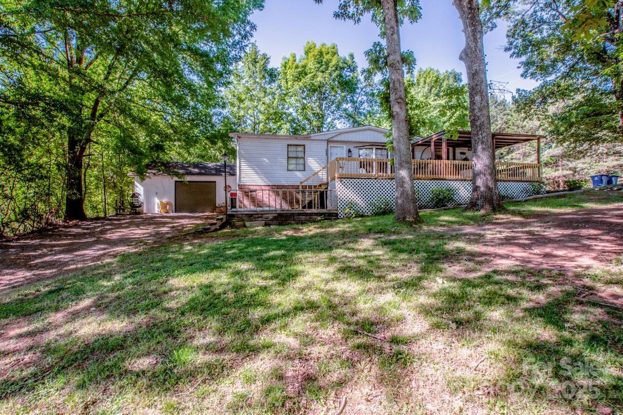 7733 Skyline Dr., Sherrills Ford, NC 28673