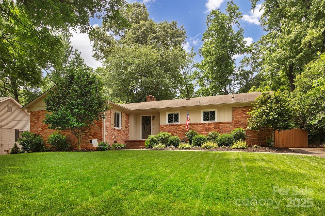 1514 Wensley Dr., Charlotte, NC 28210