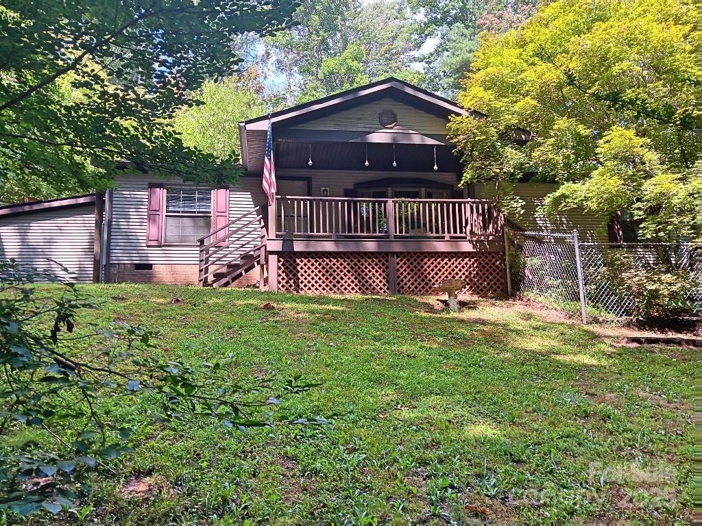 57 Sleepy Forest Dr., Leicester, NC 28748