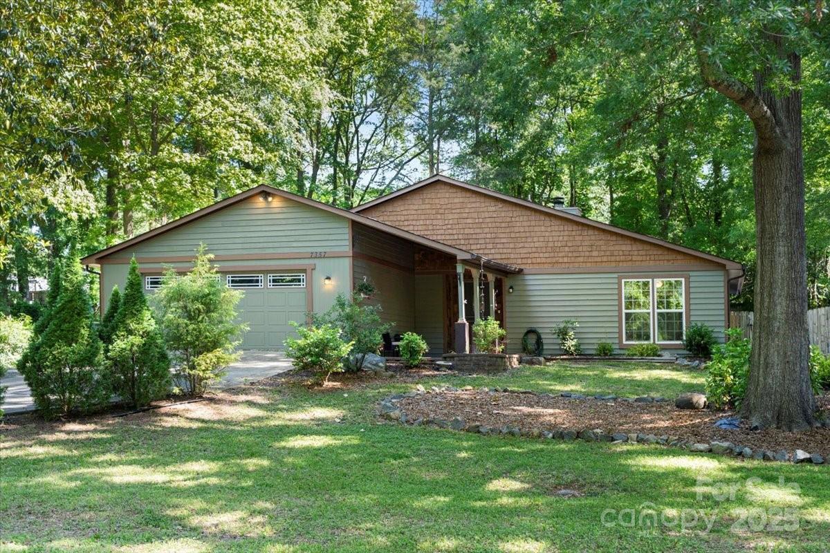 7357 Elwood Dr., Charlotte, NC 28227