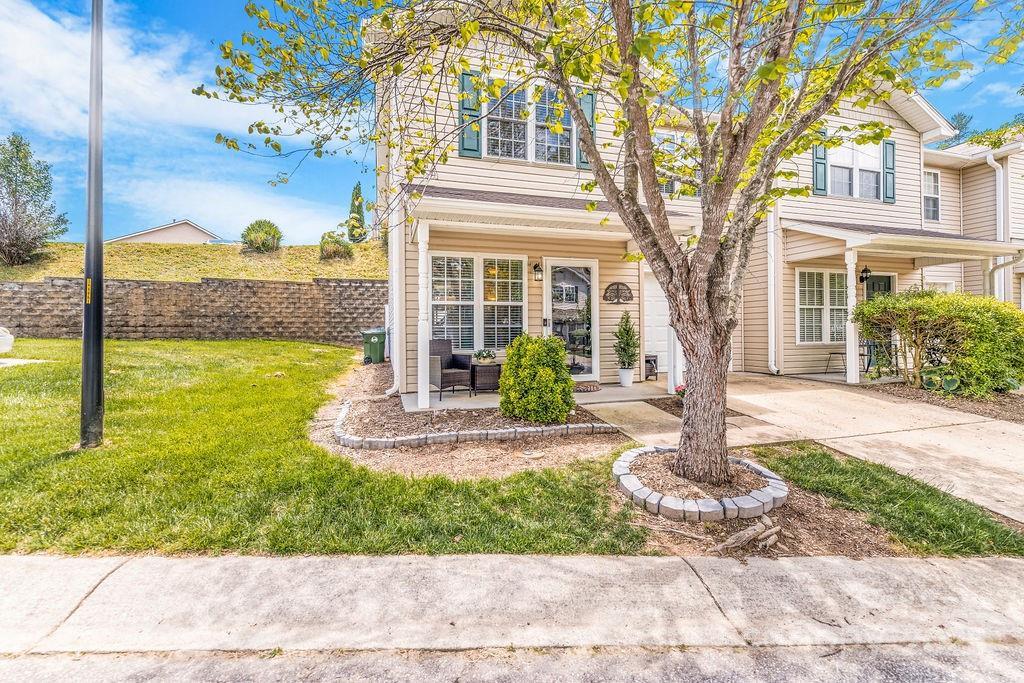 41 Lanceford Cir., Fletcher, NC 28732