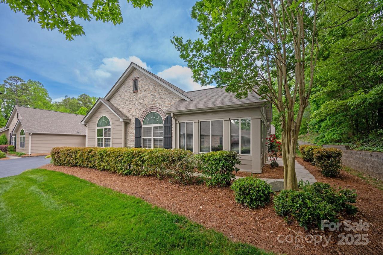 2704 Polo Club Blvd., Matthews, NC 28105