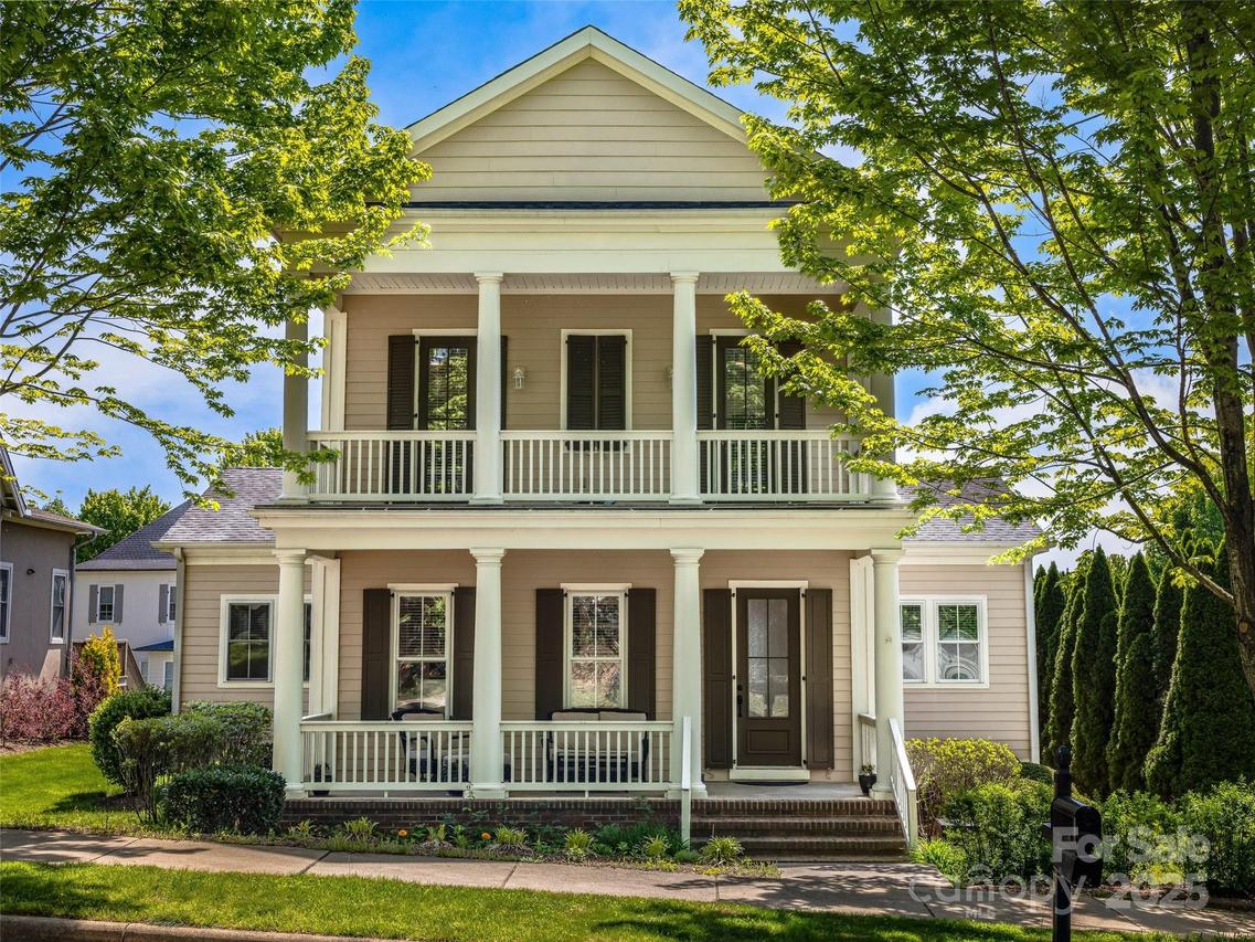 19 Dearborn St., Asheville, NC 28803