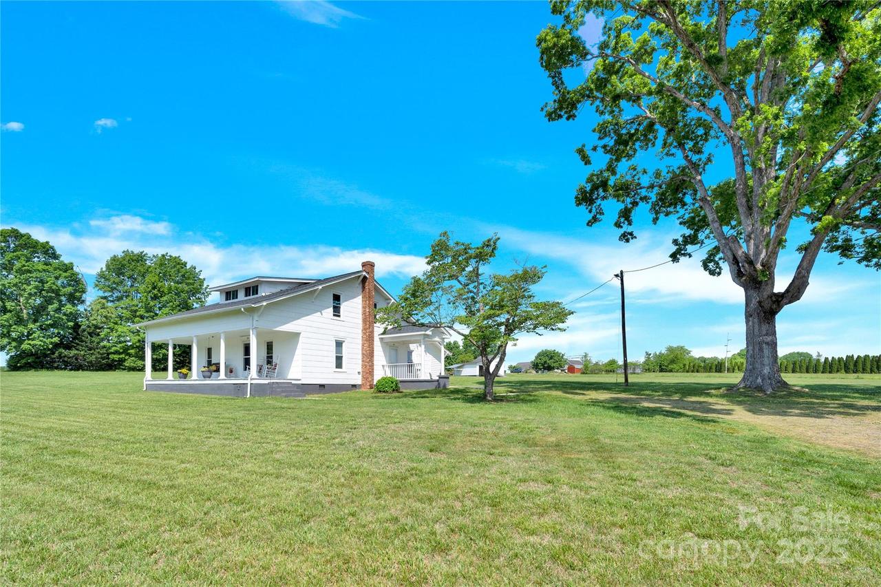 221 Abner Rd., Stony Point, NC 28678