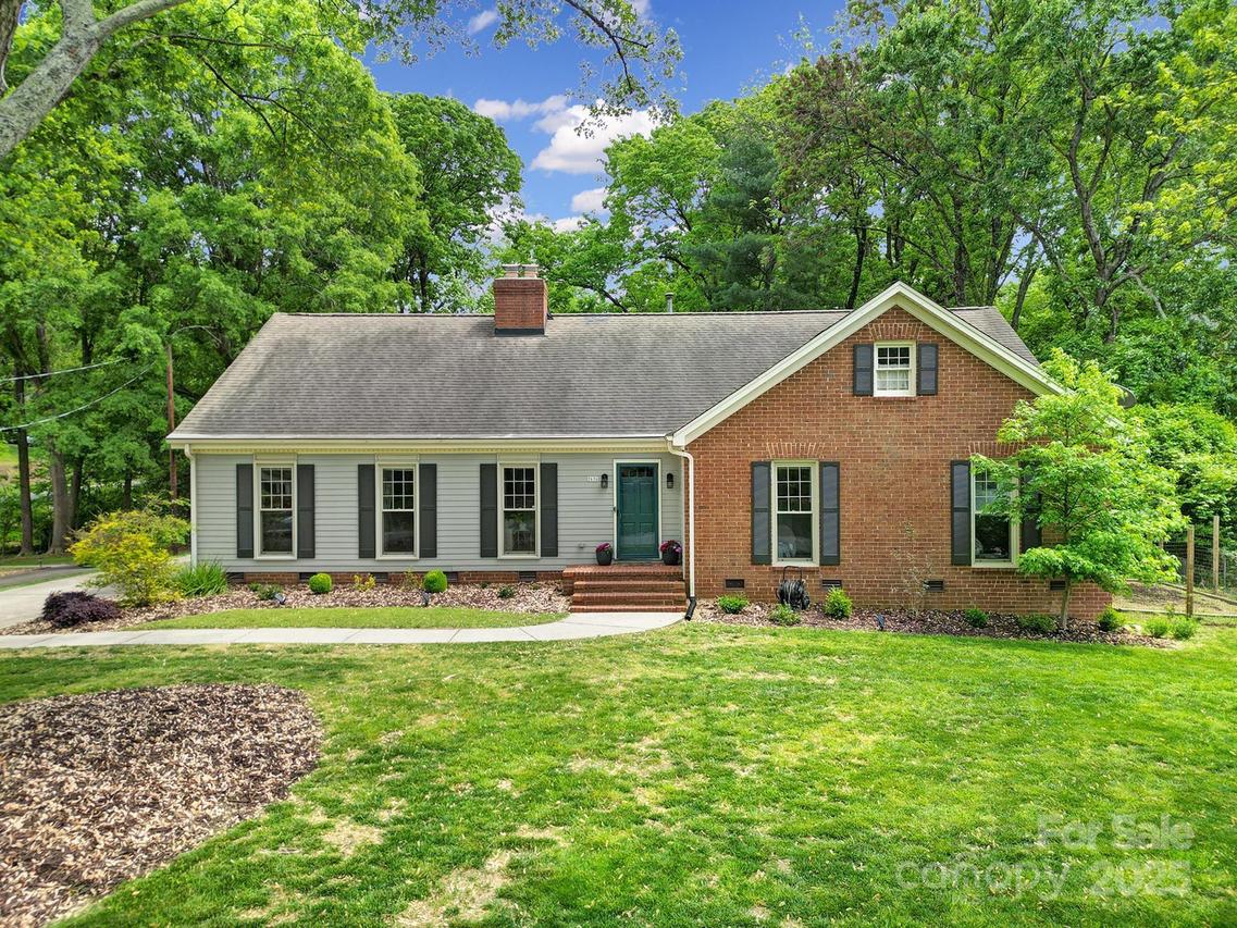 2626 Lilly Mill Rd., Charlotte, NC 28210