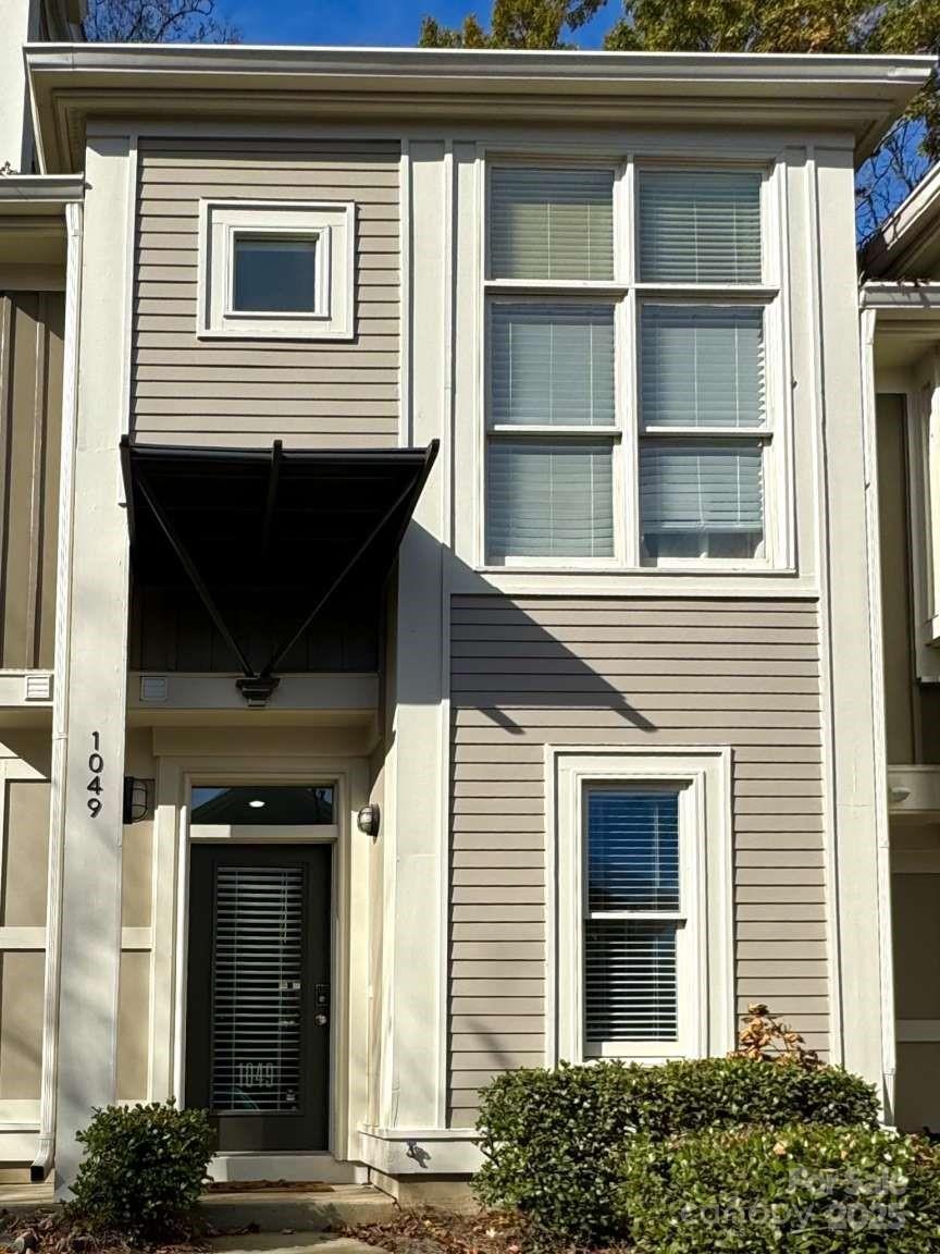 1049 Park West Dr., Charlotte, NC 28209