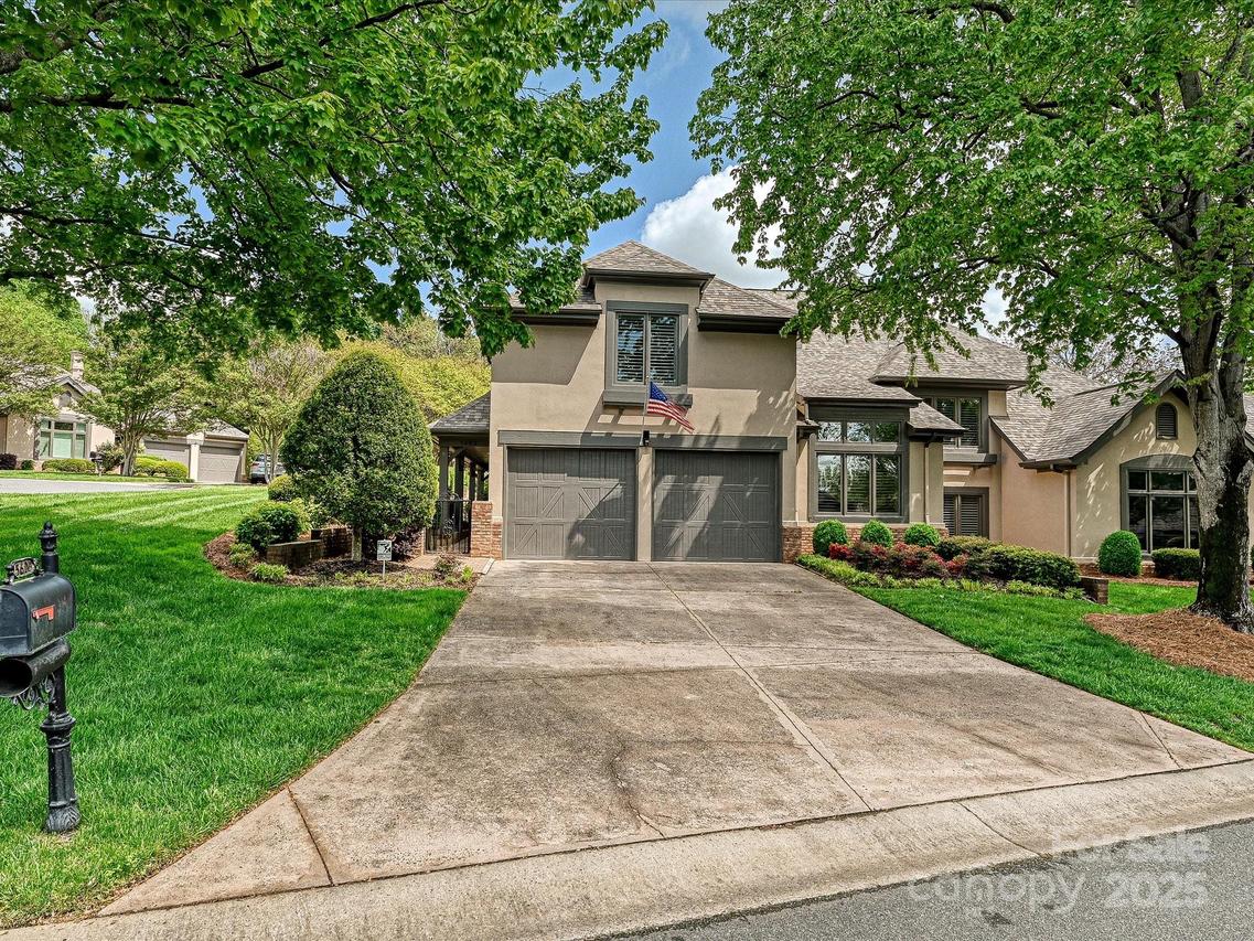 5603 Ballinard Ln., Charlotte, NC 28277