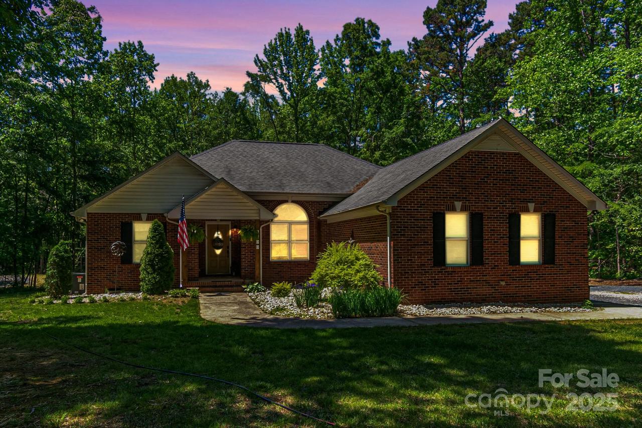 1800 Oriole Ct., Monroe, NC 28112