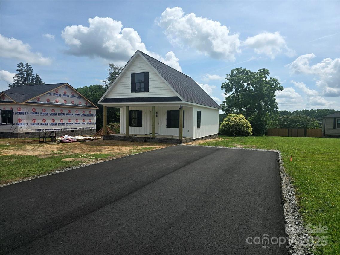 200 N Center St., Hildebran, NC 28637