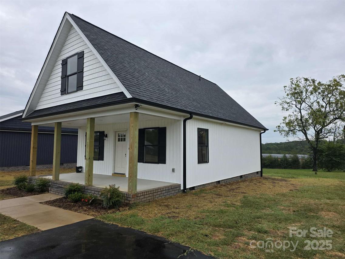 200 N Center St., Hildebran, NC 28637