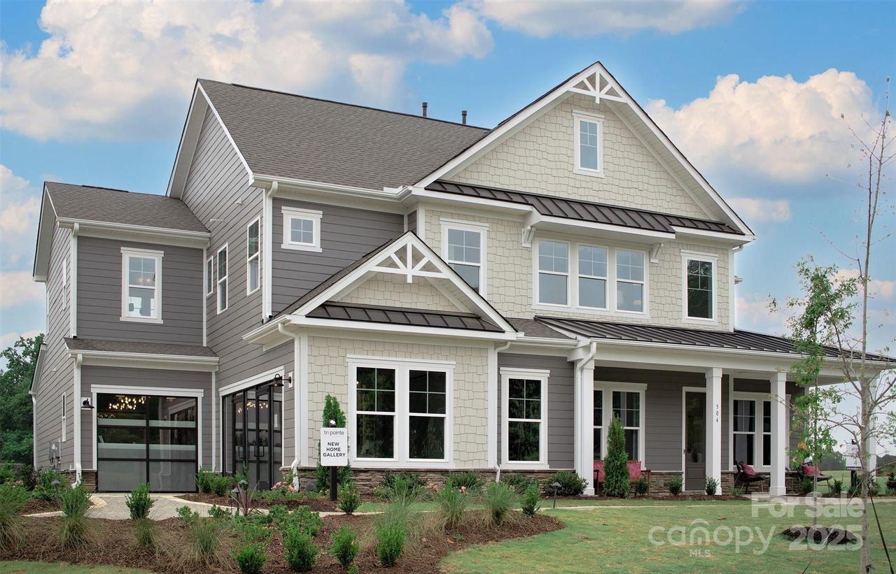 504 Meadow Ridge Dr., Belmont, NC 28012