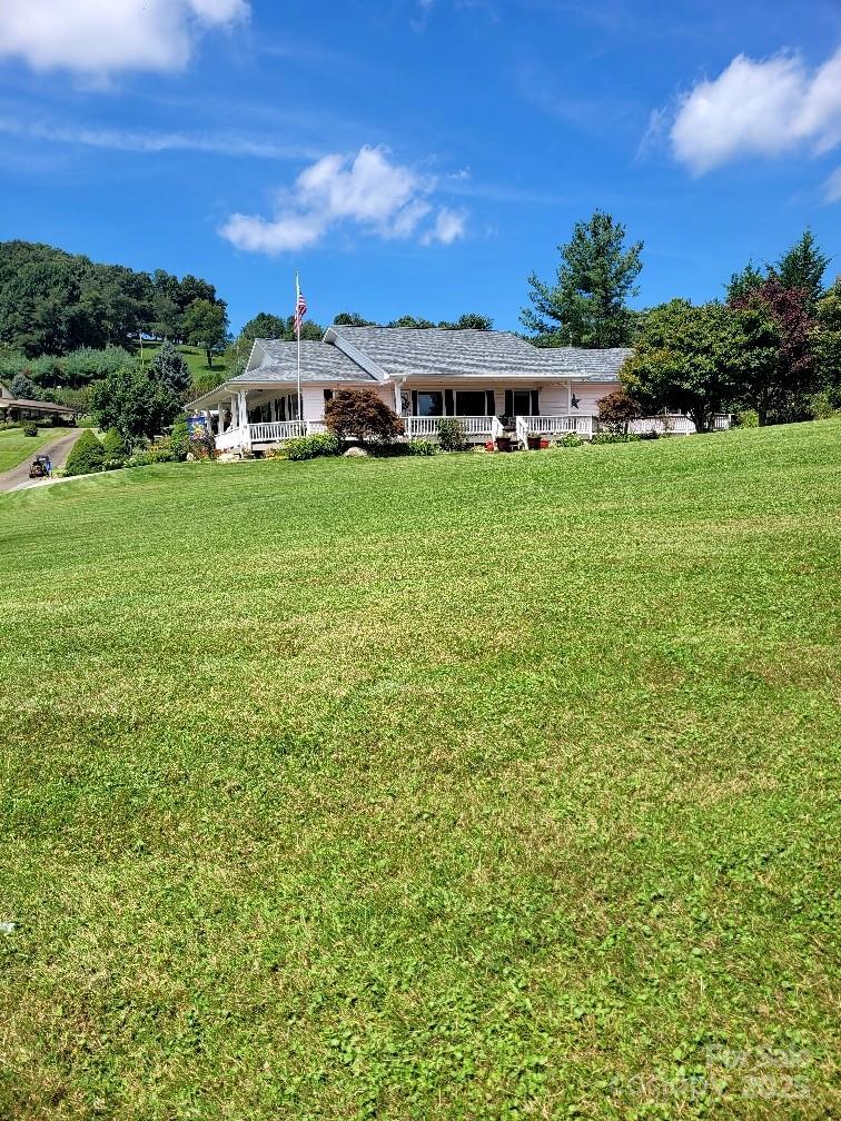 30 Boyer Ln., Sparta, NC 28675