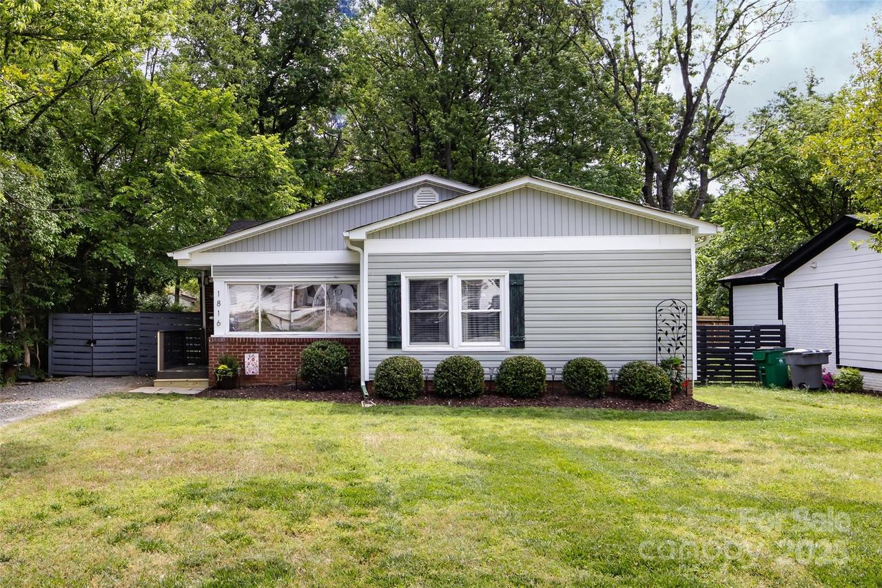 1816 Anderson St., Charlotte, NC 28205