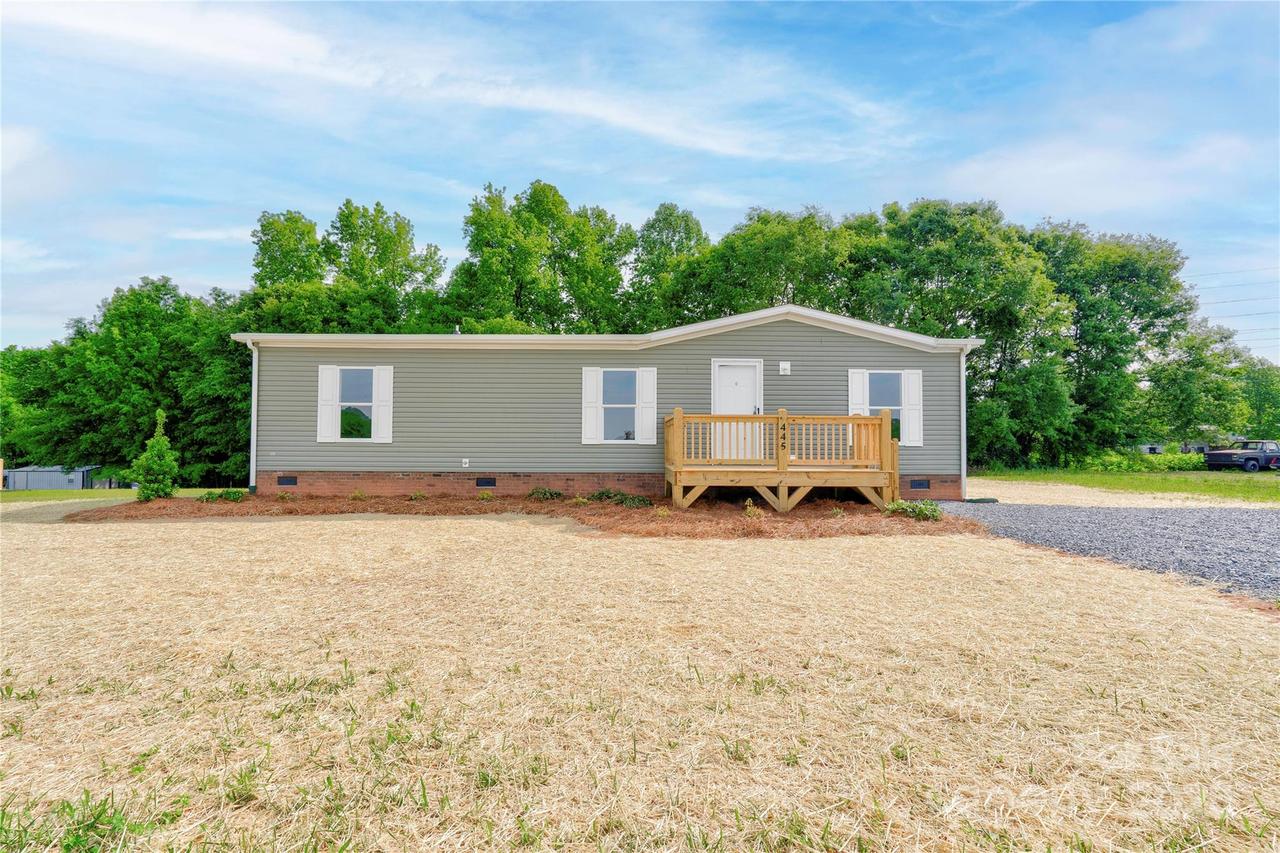 445 Davis Rd., Shelby, NC 28152