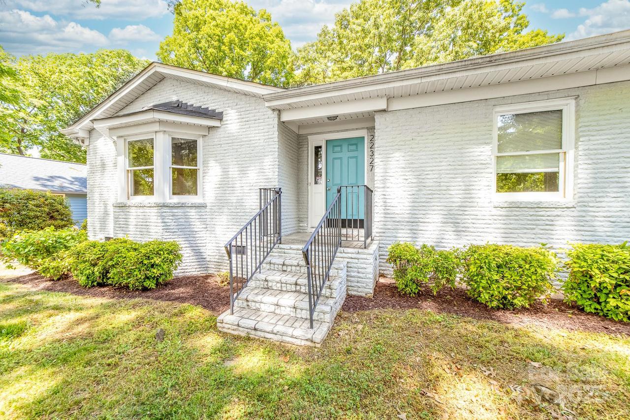 22330 Torrence Chapel Rd., Cornelius, NC 28031