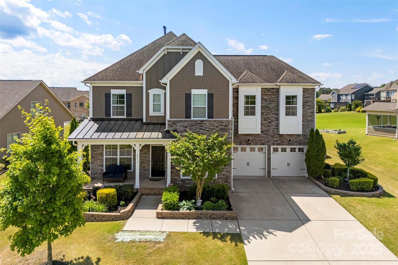 2511 Carnation Dr., Harrisburg, NC 28075