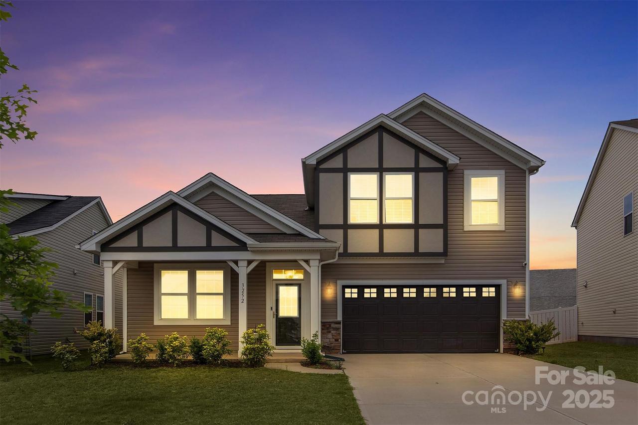 3252 Cheyney Park Dr., Charlotte, NC 28269