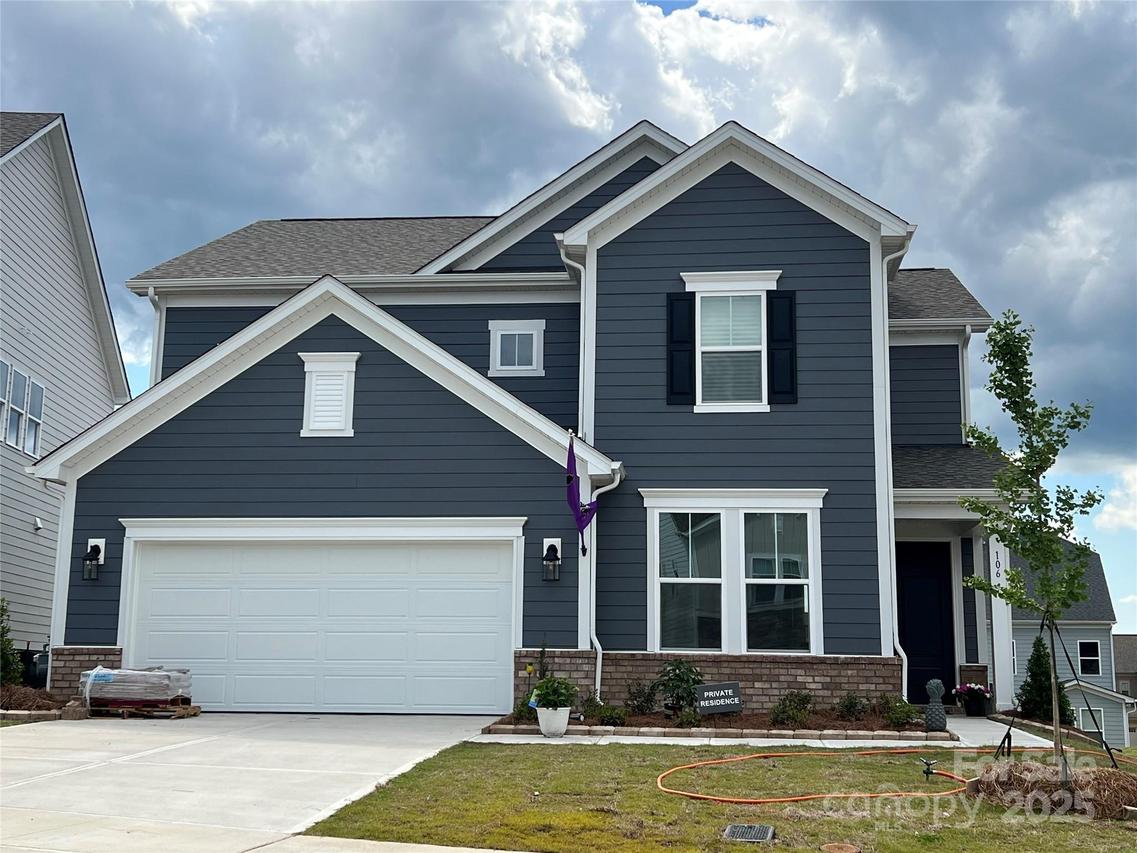 106 Goorawing Ln., Mooresville, NC 28115
