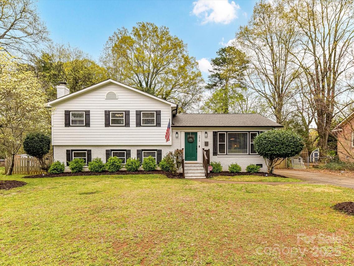 2816 Eastport Rd., Charlotte, NC 28205
