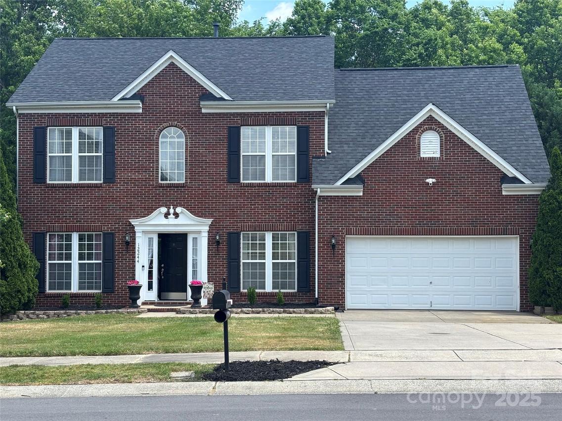 12244 Wallace Ridge Dr., Charlotte, NC 28269