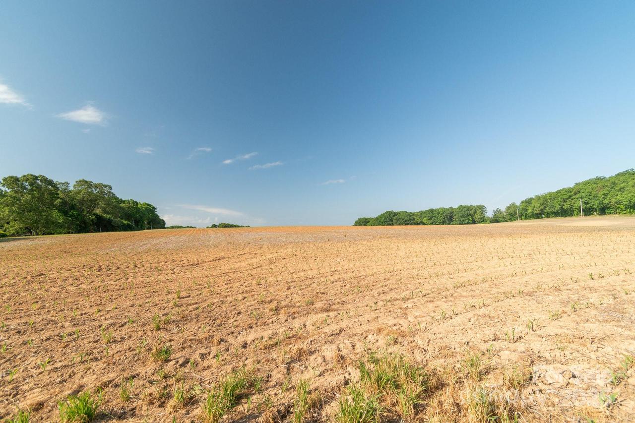 Hearne Rd., New London, NC 28127